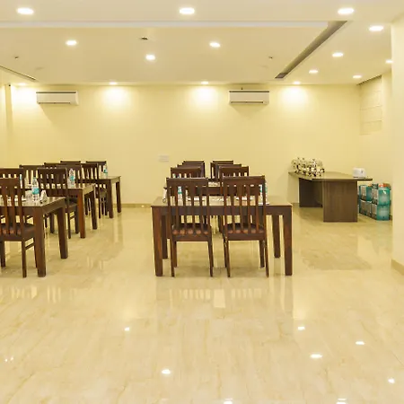 Hotel D Capitol Delhi Airport